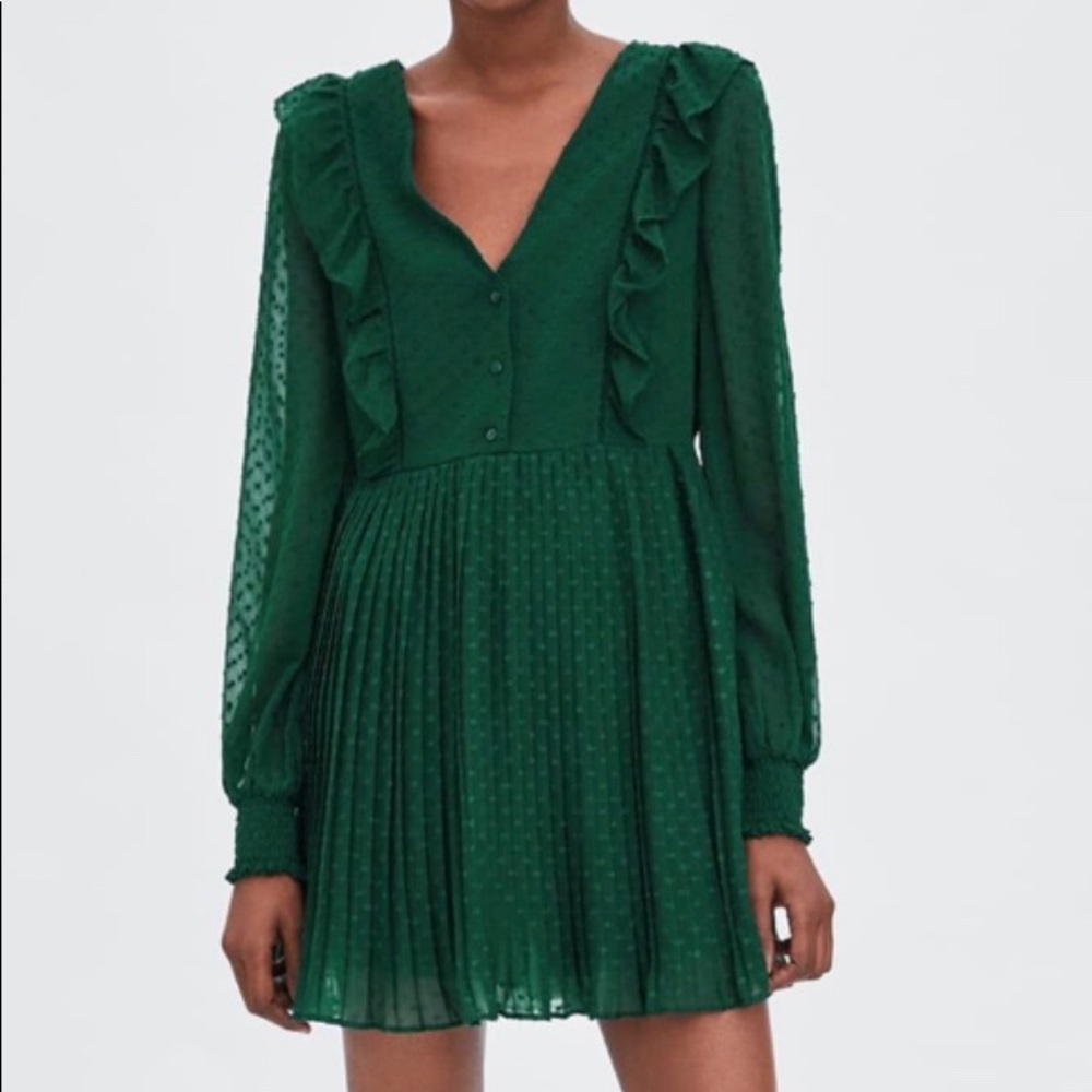 Zara Trafaluc emerald green long sleeve mini dress